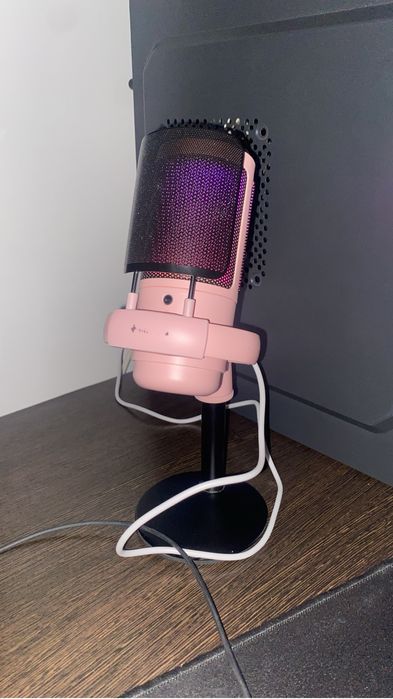 Микрофон с подсветкой