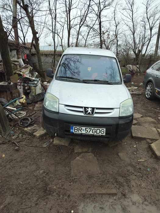 Mașina Peugeot de vânzare