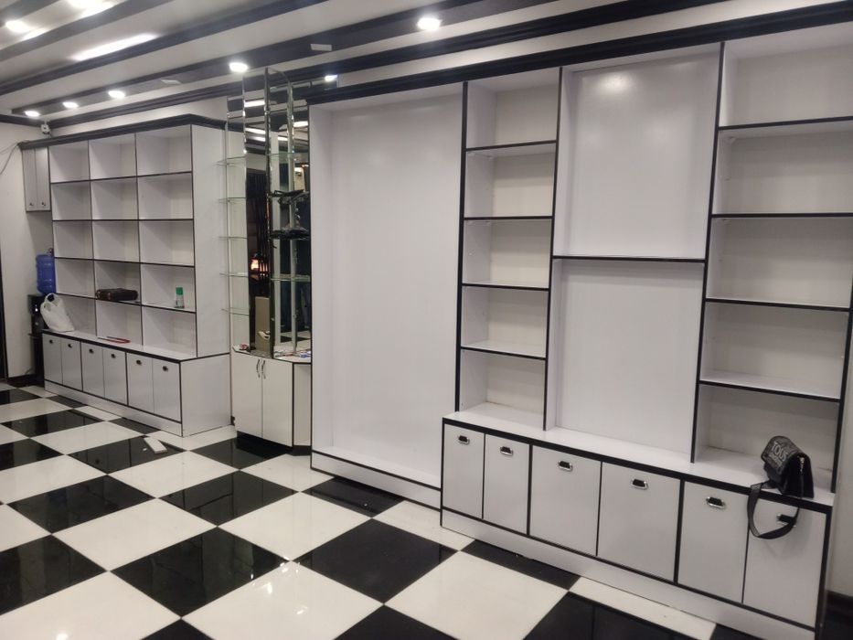 Savdo dukonlari uchun mebel