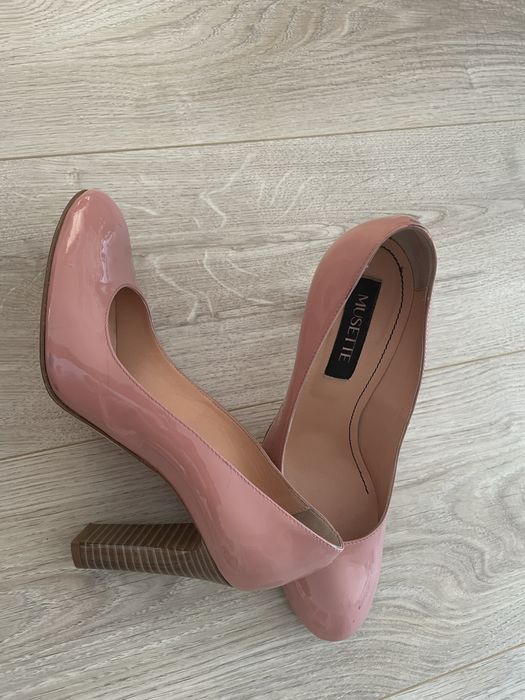 Обувки Musette