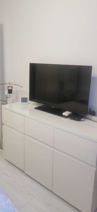 Comoda pentru televizor