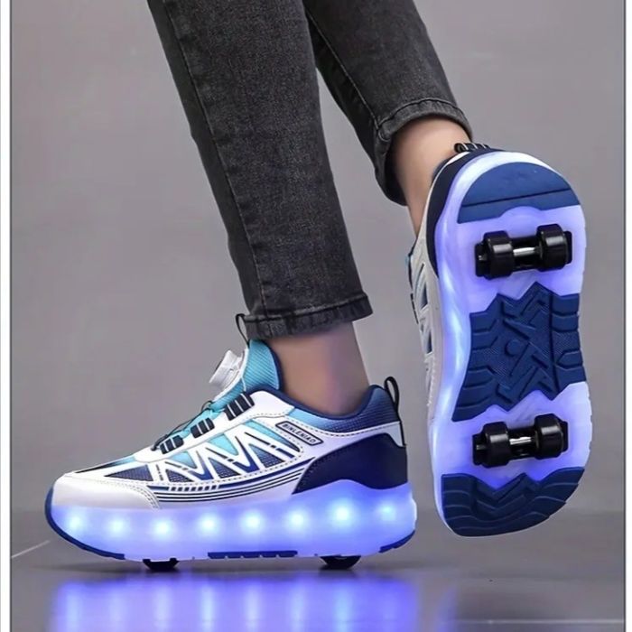 Светещи обувки с колелца - Сини - НОВИ - Различна номерация