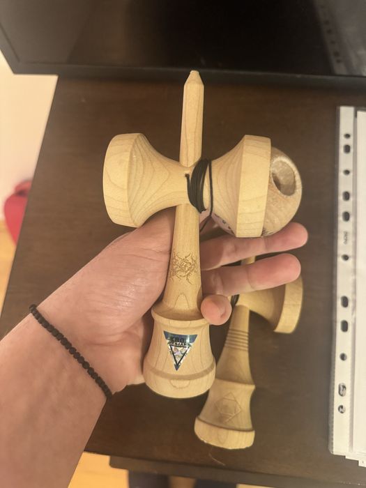 Kendama Miguel Kitchen Tama + ken lotus element + ken krom slaydawg 4