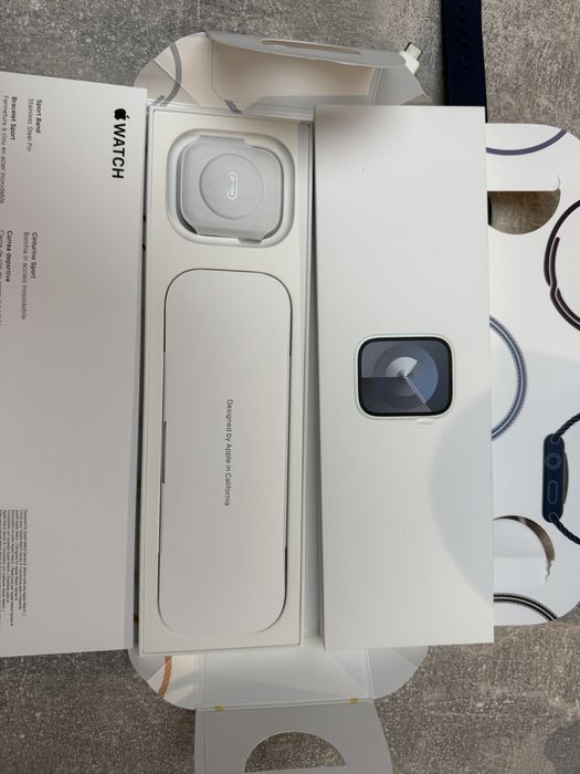 Продам Apple Watch Series 9