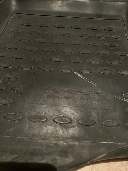 Продам резиновые коврики