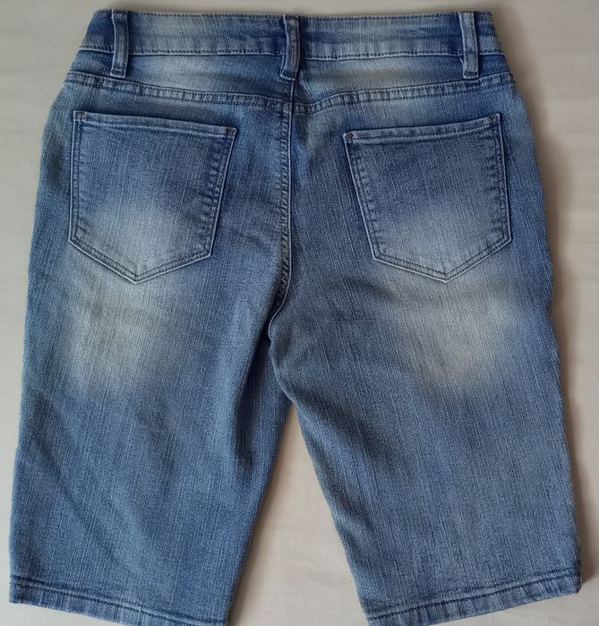 Blugi scurți brodați damă