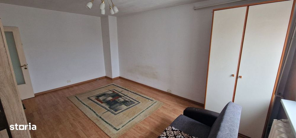 Apartament doua camere decomandate, zona gara.