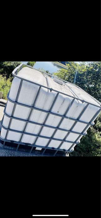 3 Recipiente /rezervoare ptr lichide 1000 litri nefolosite