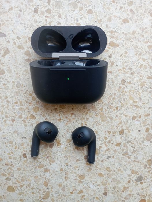 Airpods pro Dubai versiya