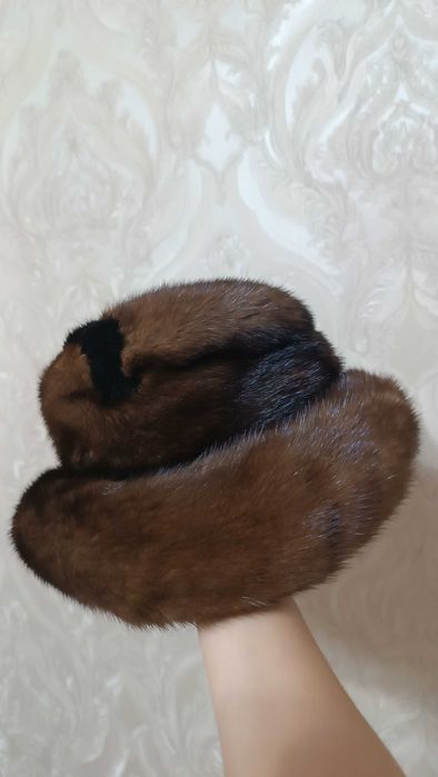 Продам норковую шапку