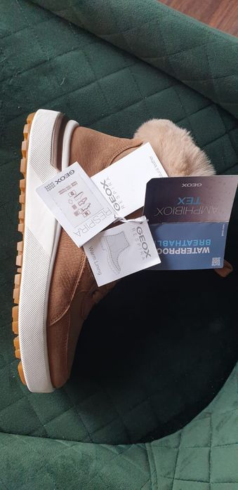 Ghete din piele Geox