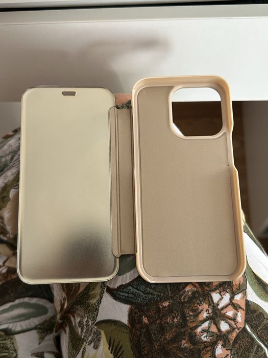 Кейс за 14 Про чисто нови