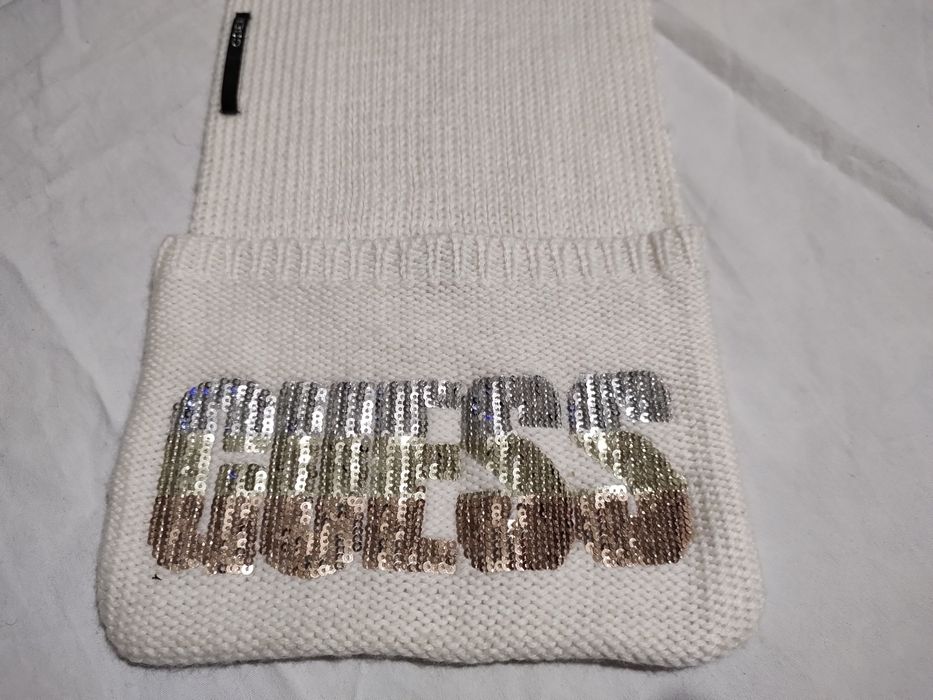 FULAR Guess,original pentru fete,