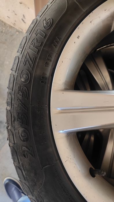 Продам срочно диски R16