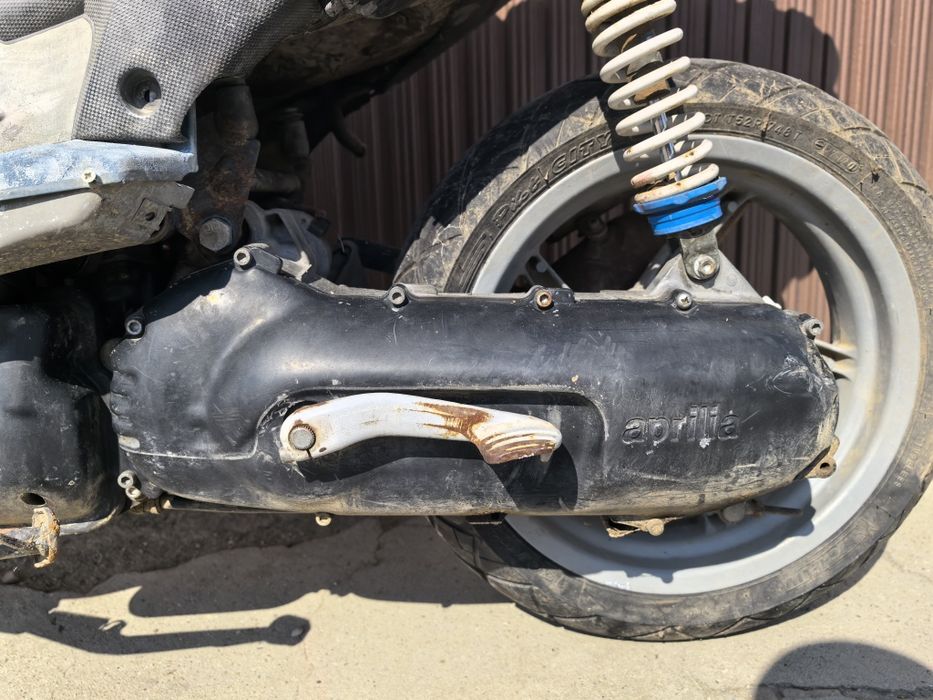 Aprilia SR50 Minarelli въздушно НА ЧАСТИ