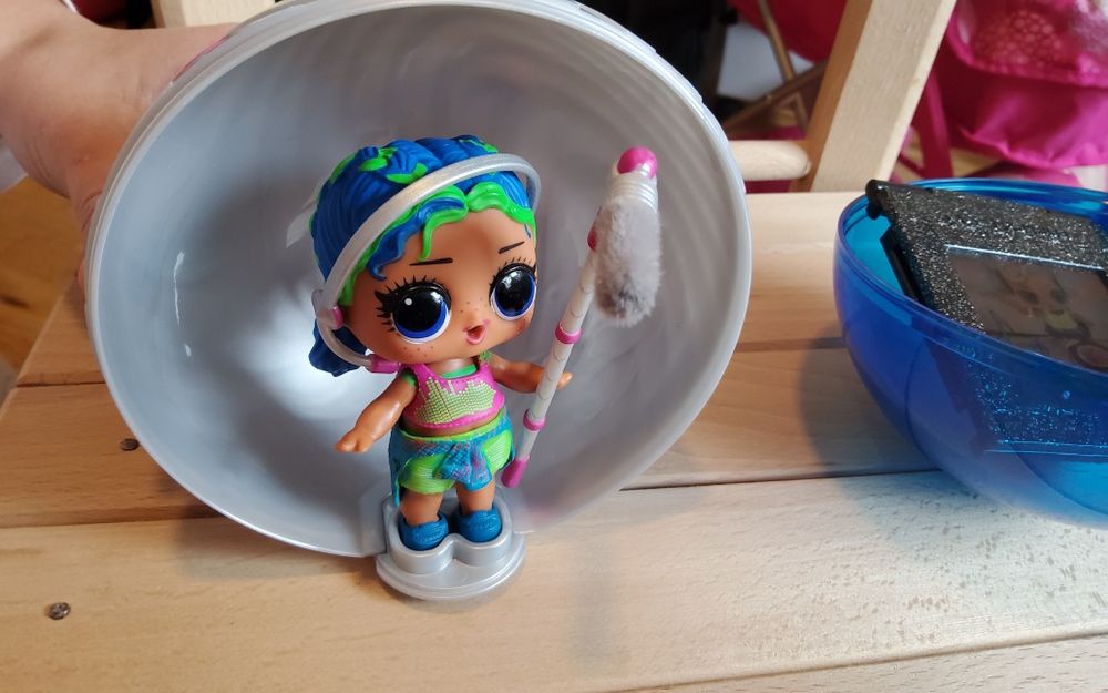 Кукли LOL с кинетичен пясък и топки LOL