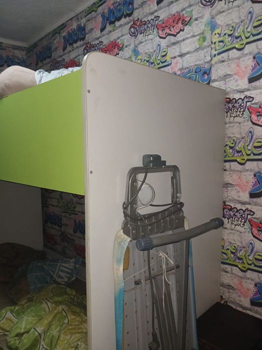 продам кровать 2 х ярустную