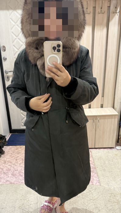 Продам недорого парку зимнюю