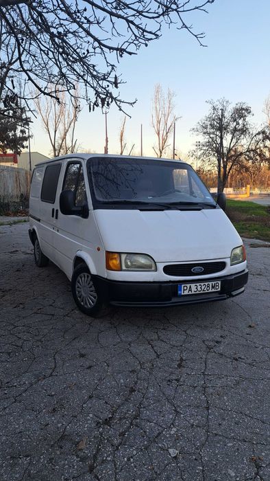 Форд транзит /акула/