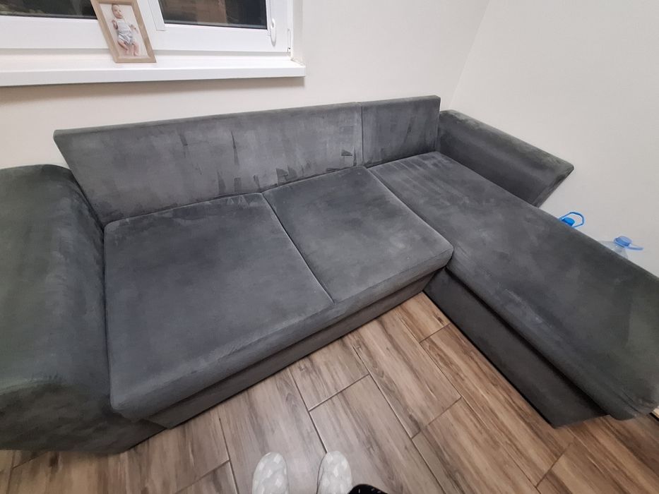 Разтегателен диван