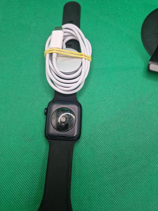 Apple Watch Se 1 40MM Gps•Lazar Amanet Crangasi •41040