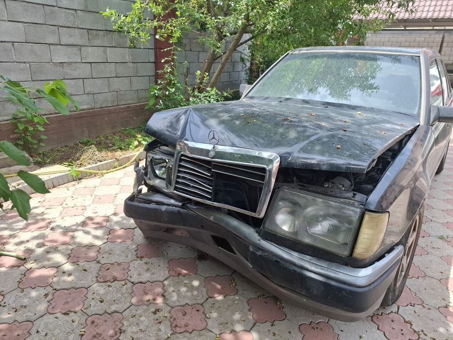 Продам мерседес 124