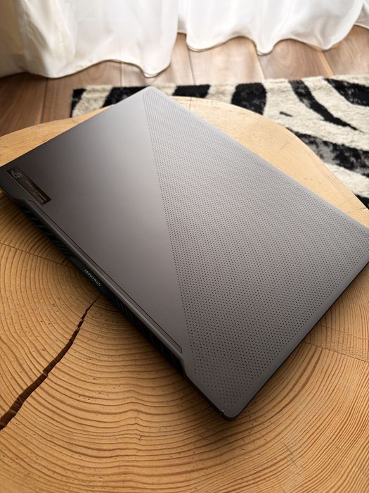 Laptop ASUS ROG Zephyrus G14