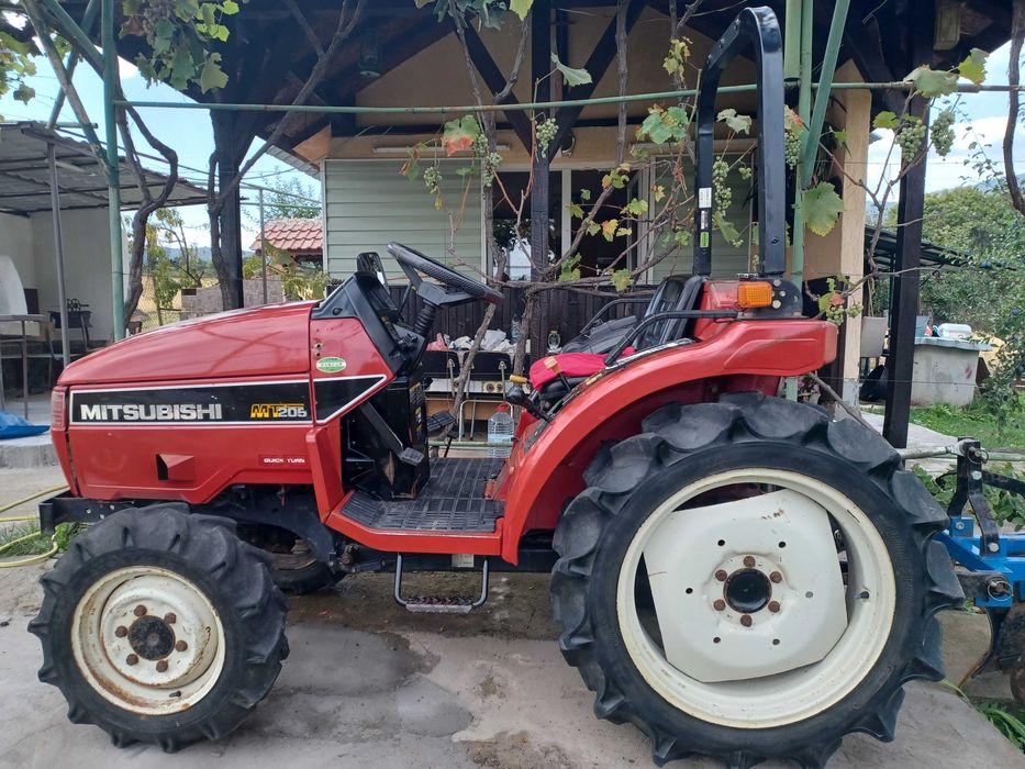 Трактор  Mitsubishi МТ 25 4х4