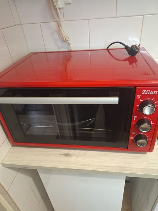Cuptor electric Zilan ZLN5650 aproape nou