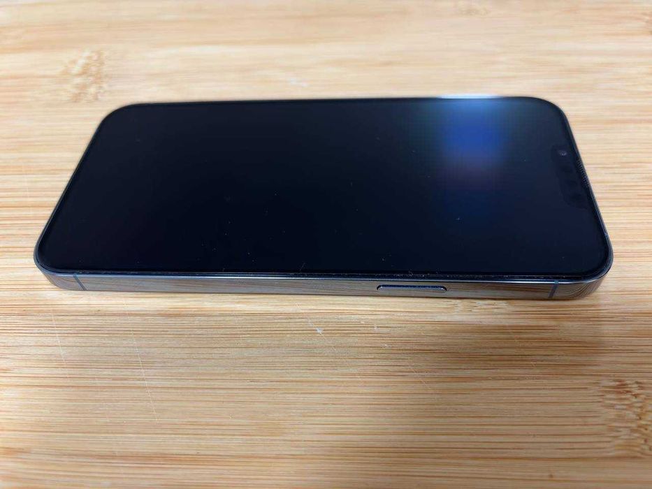 Продавам iPhone 13 Pro Max 256GB без забележки, за ценители!
