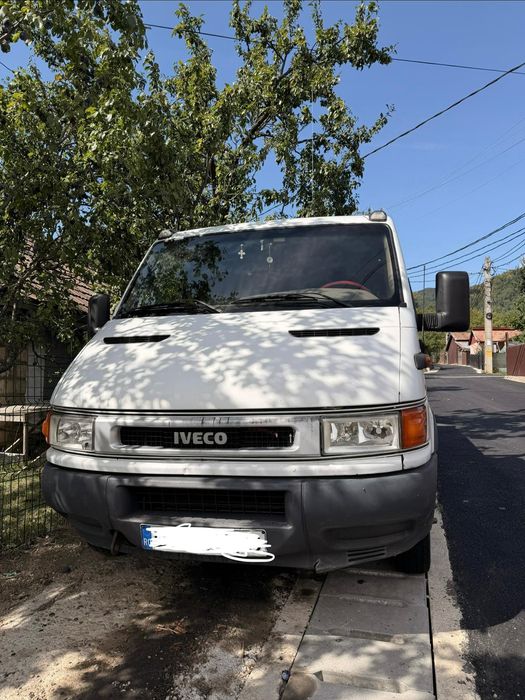 Vând Iveco autobasculabil