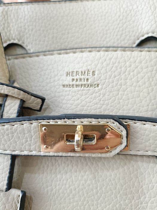 Продам сумку HERMES Цвет кофе с молоком