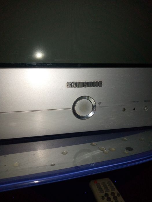 Тилвизор сотилади янги холати кам ишлатилган