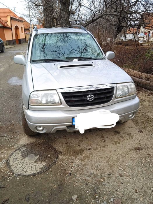 Vând Suzuki Vitara