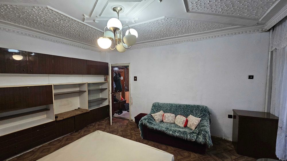 Дава се под наем Двустаен апартамент в с. Горна Митрополия, Област Плевен - 67 кв.м за 204 € - Снимка #6