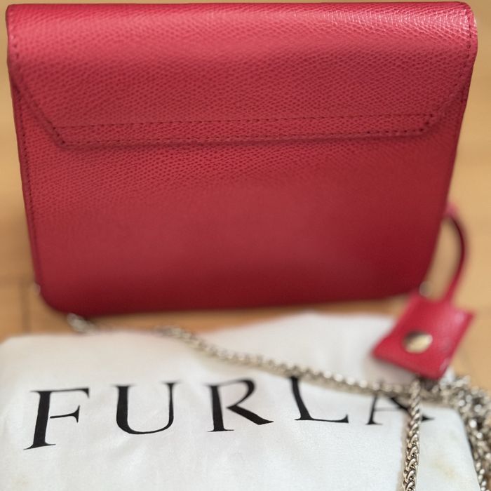 Дамска чанта - Furla, Michael Kors, Sorena