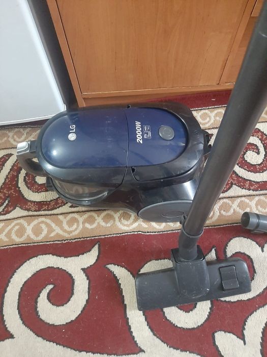 Продам пылесо LG