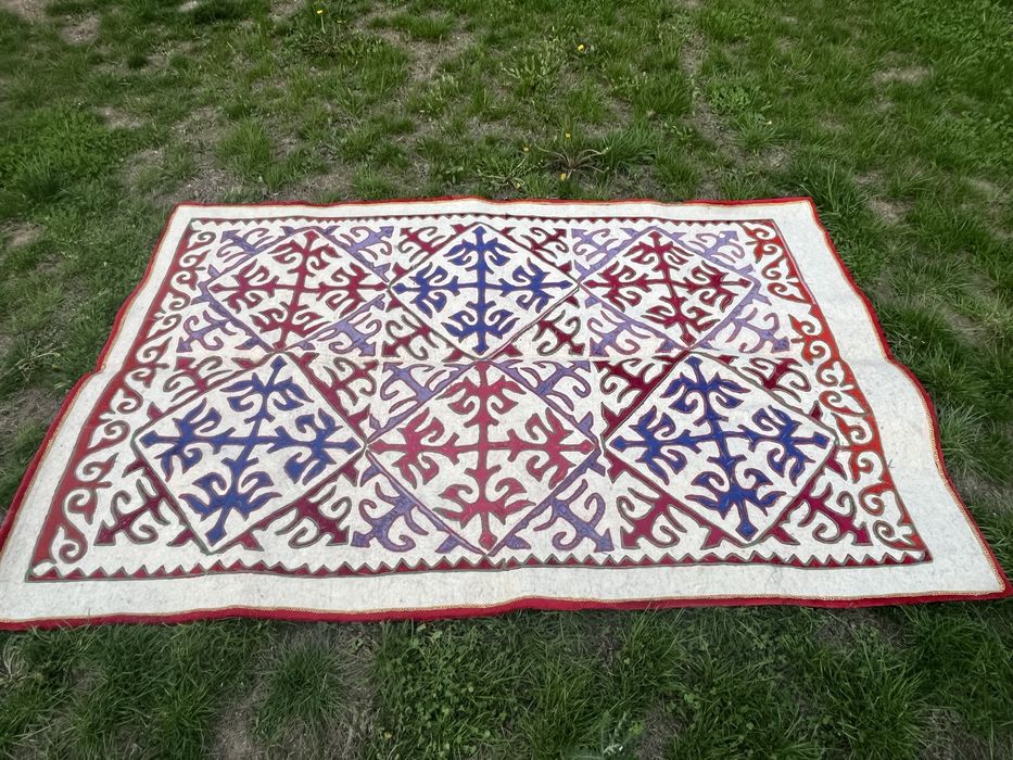 Киіз табиғи қой жүнінен