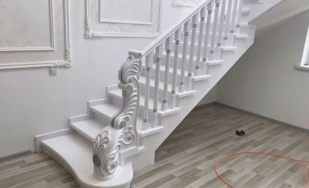 Sifatli zina poyalar o'rnatib beramiz