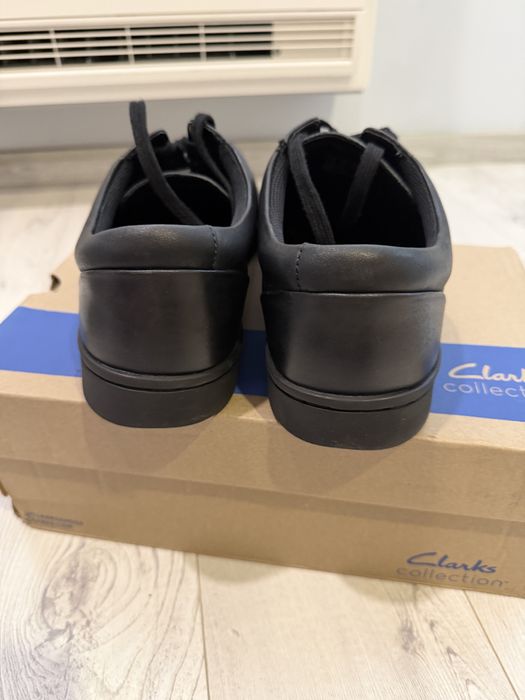 Оригинални кожени кецове/сникърси Clarks Lockyon Tie номер 47