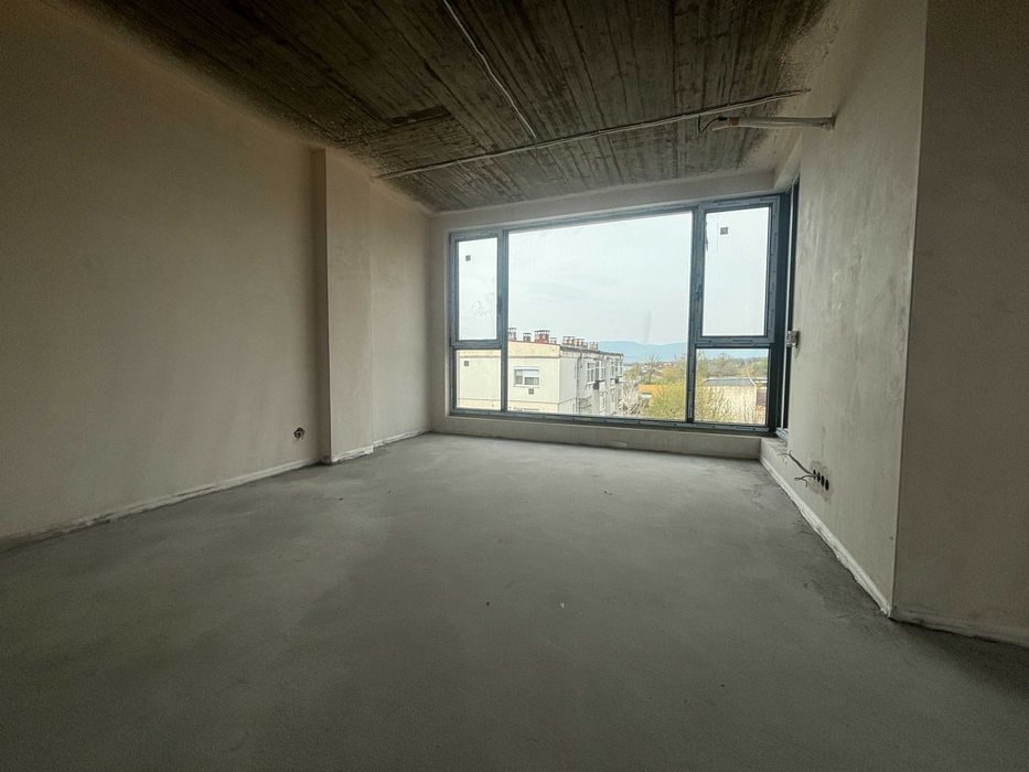 Продава се Тристаен апартамент в Карлово - 92 кв.м за 666 €/кв.м - Снимка #5