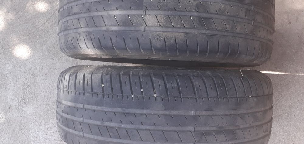 Doua cauciucuri de vara 205 60 R16