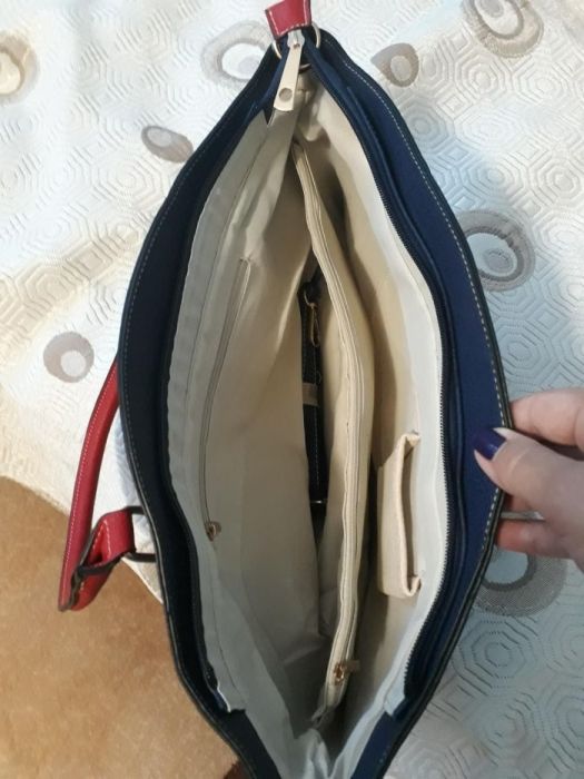 Дамска кожена чанта.Нова!Ширина 45см.,височина 30см.