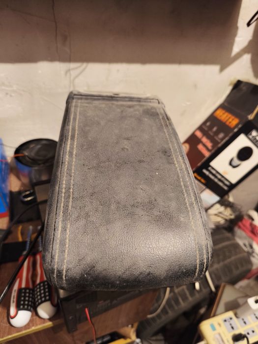 Подлкотоник универсальный