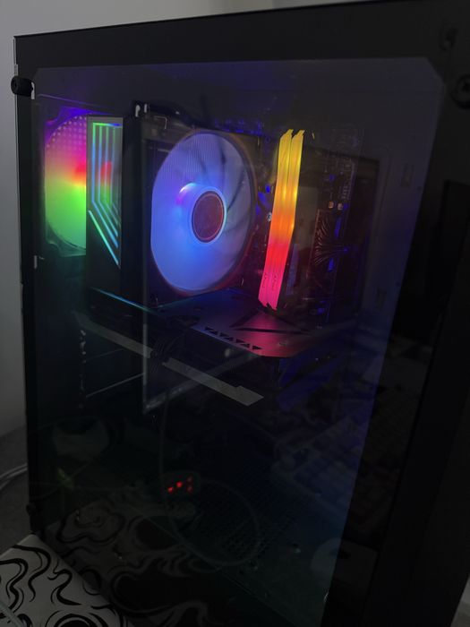 Case sotiladi i5 14-gen 32gb ram rtx3060