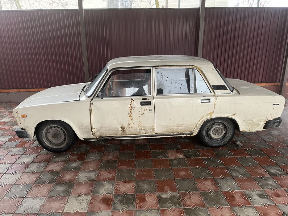 Продам ваз 2105
