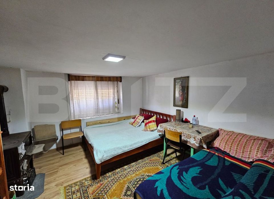 Casa de vanzare, 260 mp, zona Vest