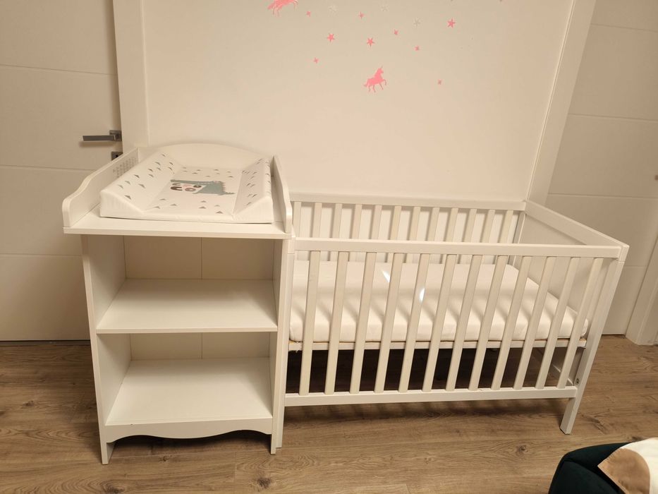 Masa de înfășat ikea