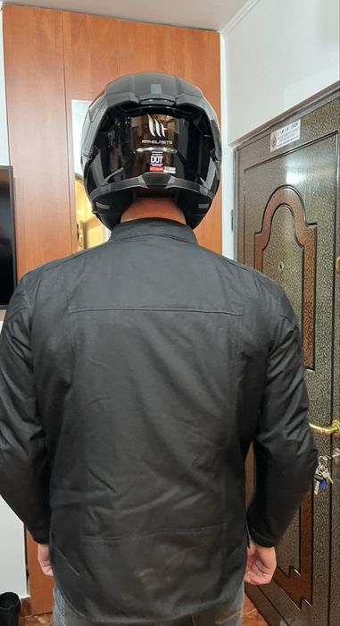 Casca moto MT Thunder 4 negru lucios