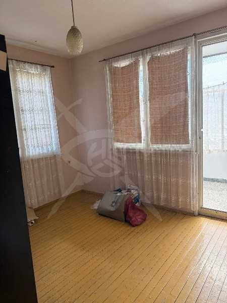 Продава се Многостаен апартамент в Асеновград - 140 кв.м за 929 €/кв.м - Снимка #1